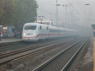 Filename=BR_402_in_Dampfwolke_von_BR_50_3610-8_in_Solingen_Hbf_nach_Köln.jpg
Filesize=38KB
Dimensions=512x384
Date added=Nov 11, 2007 BR_402_in_Dampfwolke_von_BR_50_3610-8_in_Solingen_Hbf_nach_Köln.jpg