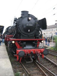 Dateiname: BR_41_360_in_Solingen_Hbf_über_Remscheid_nach_W-Oberbarmen__2.jpg
Dateigröße: 50KB
Abmessungen: 384x512
hinzugefügt am: 11.November 2007 BR_41_360_in_Solingen_Hbf_über_Remscheid_nach_W-Oberbarmen__2.jpg
