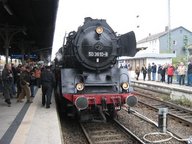 Dateiname: BR_50_3610-8_in_Solingen_Hbf_nach_W-Oberbarmen_über_Remscheid__3.jpg
Dateigröße: 57KB
Abmessungen: 512x384
hinzugefügt am: 11.November 2007 BR_50_3610-8_in_Solingen_Hbf_nach_W-Oberbarmen_über_Remscheid__3.jpg