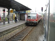 Dateiname: BR_628_511-8_als_RB_48_in_Solingen_Hbf_aus_Wuppertal_Hbf_über_Remscheid.jpg
Dateigröße: 56KB
Abmessungen: 512x384
hinzugefügt am: 11.November 2007 BR_628_511-8_als_RB_48_in_Solingen_Hbf_aus_Wuppertal_Hbf_über_Remscheid.jpg