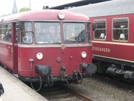 Dateiname: VT_98_in_Solingen_Hbf_über_Gruiten_nach_Wuppertal.jpg
Dateigröße: 48KB
Abmessungen: 512x384
hinzugefügt am: 11.November 2007 VT_98_in_Solingen_Hbf_über_Gruiten_nach_Wuppertal.jpg